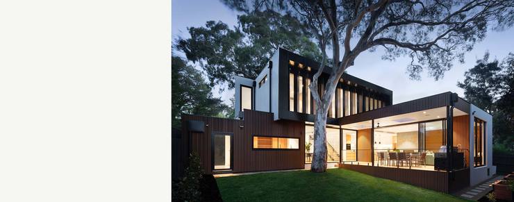   -  Specialisti nella produzione e installazione di infissi. 